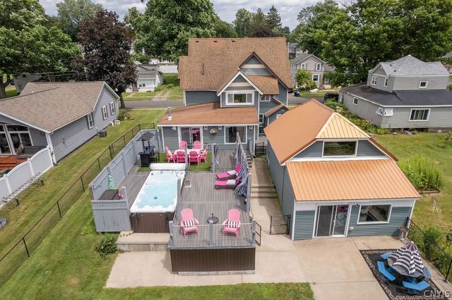 21 State Street, Schroeppel, NY 13135