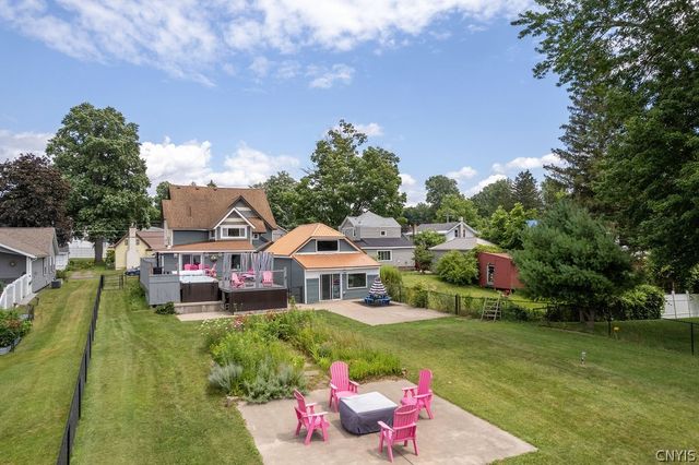 21 State Street, Schroeppel, NY 13135