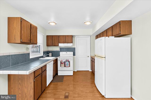3509 MORLOCK LN, Bowie, MD 20715