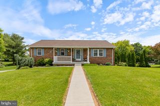 40 WINDY CT, Hanover, PA 17331