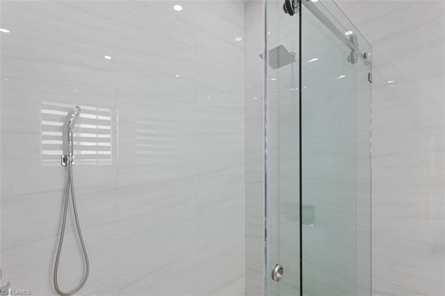 1123 NE 10th ST, Cape Coral, FL 33909