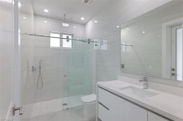 1123 NE 10th ST, Cape Coral, FL 33909