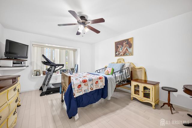 2 Winslow Road, Monroe, NJ 08831