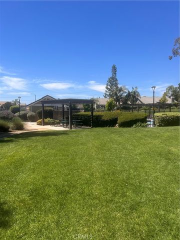 958 Falcon View, Upland, CA 91784