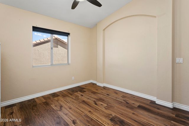 571 N KINGSTON Street, Gilbert, AZ 85233