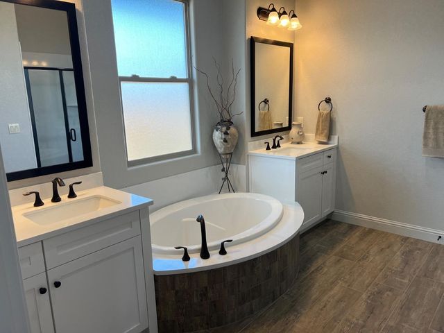 8740 N Privado Ct, Hilmar, CA 95324