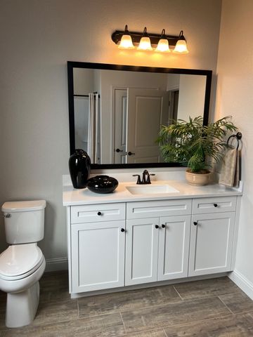 8740 N Privado Ct, Hilmar, CA 95324