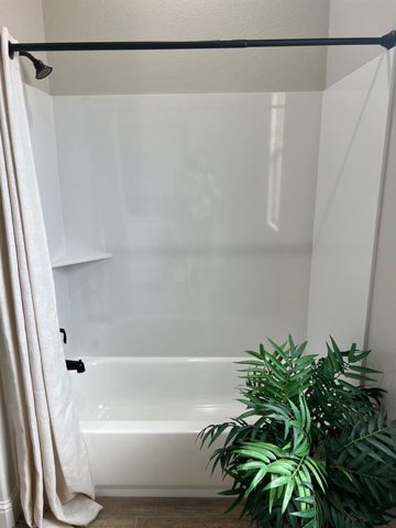 8740 N Privado Ct, Hilmar, CA 95324