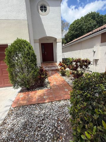 5813 Eagle Cay Lane, Coconut Creek, FL 33073