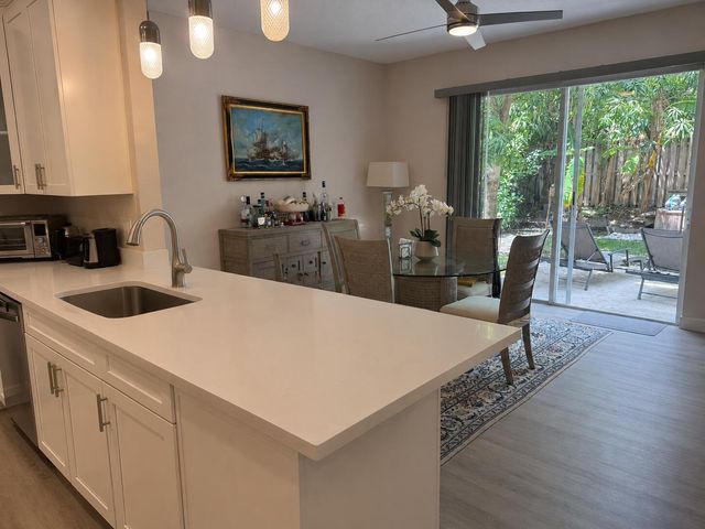 5813 Eagle Cay Lane, Coconut Creek, FL 33073