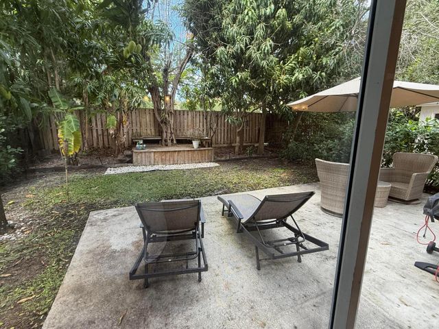 5813 Eagle Cay Lane, Coconut Creek, FL 33073