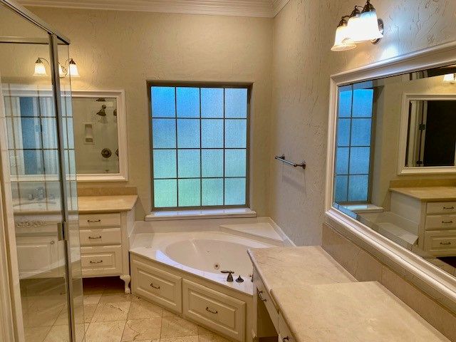 550 Rockingham Drive, Irving, TX 75063
