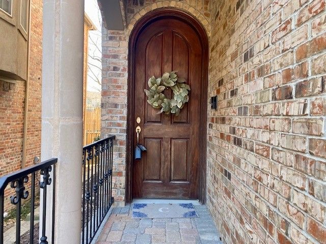 550 Rockingham Drive, Irving, TX 75063