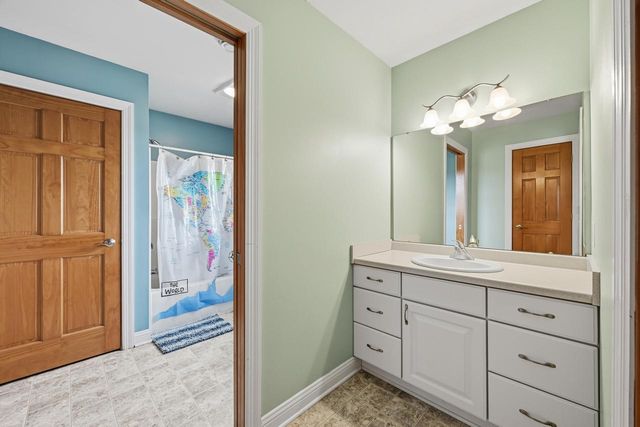 40255 105th STREET, Genoa City, WI 53128