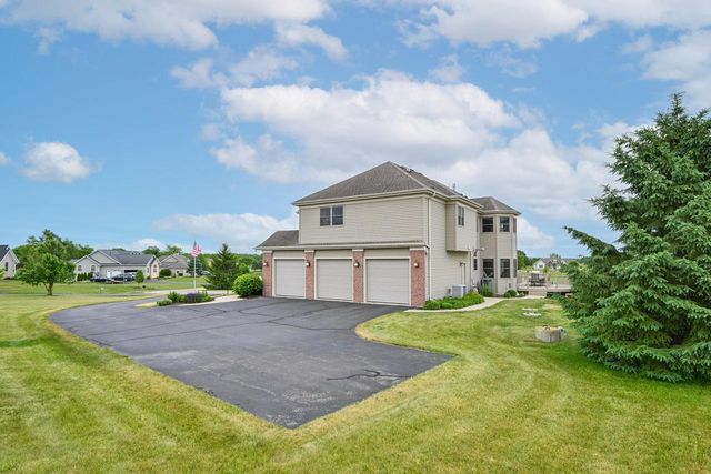 40255 105th STREET, Genoa City, WI 53128