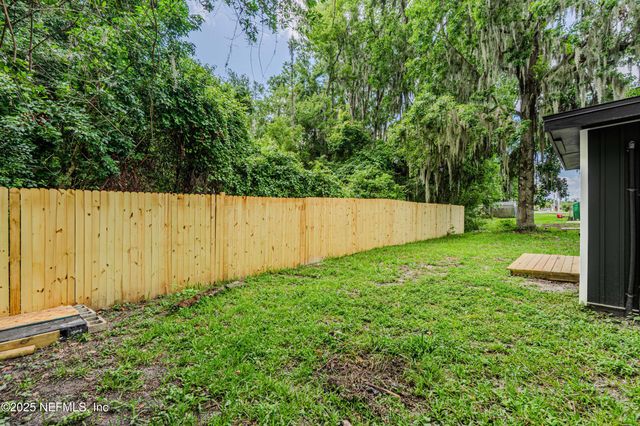 10435 BISCAYNE Boulevard, Jacksonville, FL 32218