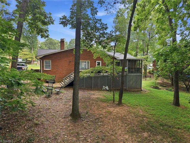 305 Heritage Circle, Statesville, NC 28625
