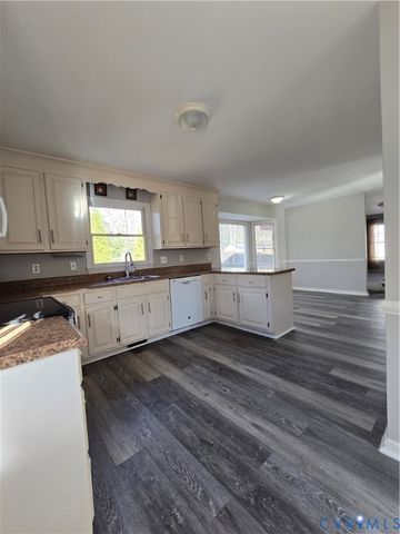 10204 Stonecrest Rd, Chesterfield, VA 23237