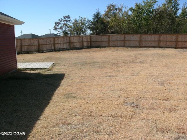 608 Cass Circle, Duenweg, MO 64841