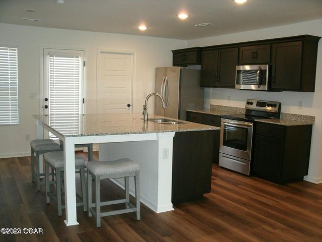 608 Cass Circle, Duenweg, MO 64841