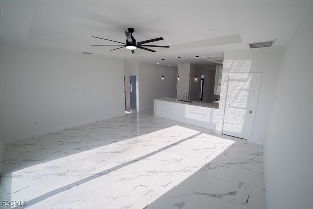 1208 NW 25th PL, Cape Coral, FL 33993