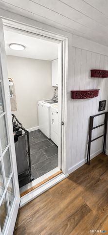 76 Kings Highway, Groton, CT 06340