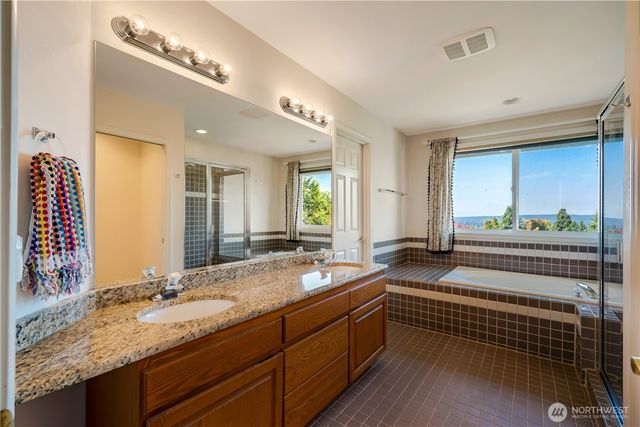 7618 80th Avenue NE, Marysville, WA 98270