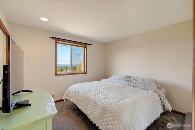 7618 80th Avenue NE, Marysville, WA 98270