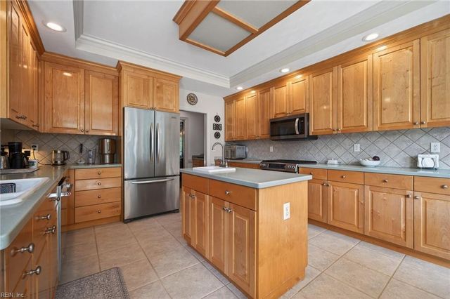 3805 Canter CT, Virginia Beach, VA 23456