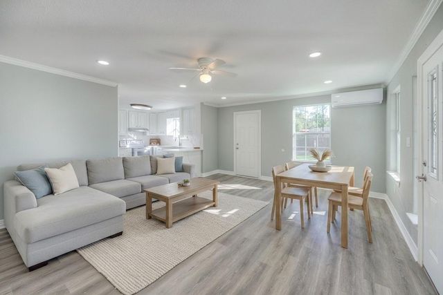 420 Oak Forest Drive, Shepherd, TX 77371