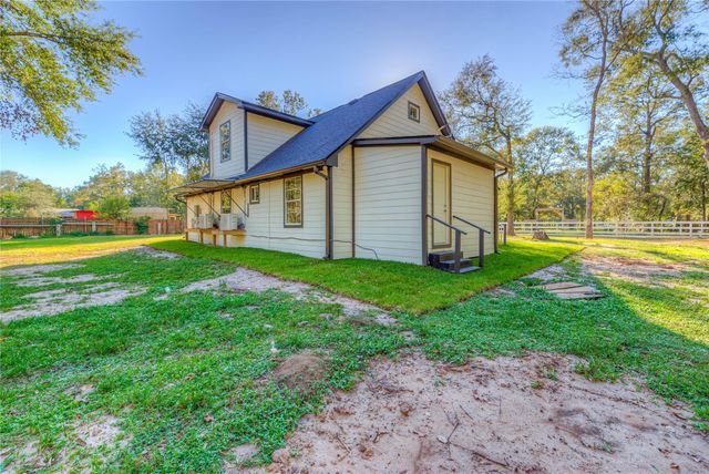 420 Oak Forest Drive, Shepherd, TX 77371
