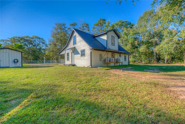 420 Oak Forest Drive, Shepherd, TX 77371