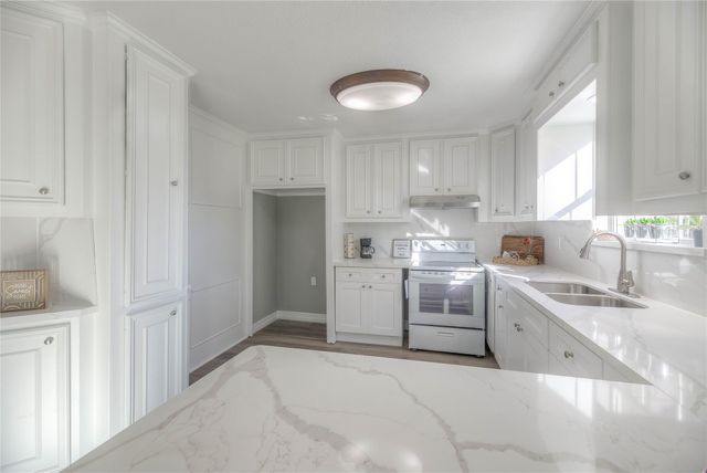 420 Oak Forest Drive, Shepherd, TX 77371