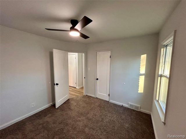 16306 Carlisle Street, Detroit, MI 48205