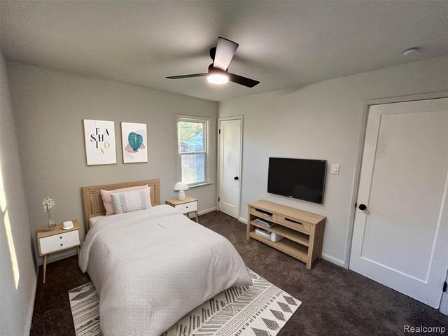 16306 Carlisle Street, Detroit, MI 48205