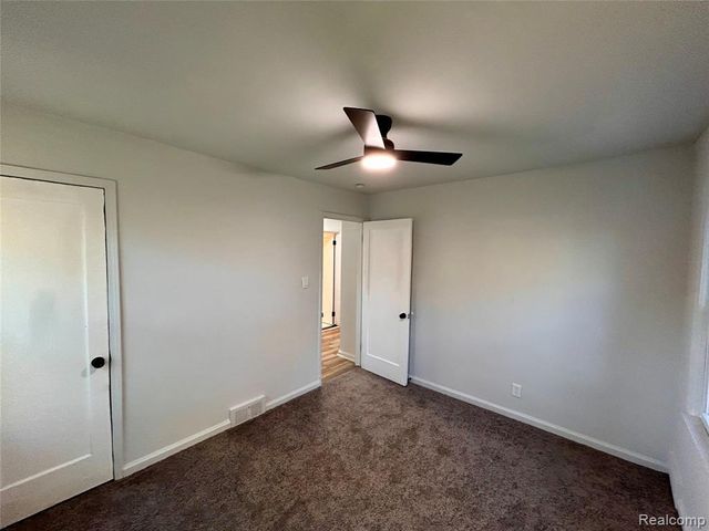 16306 Carlisle Street, Detroit, MI 48205