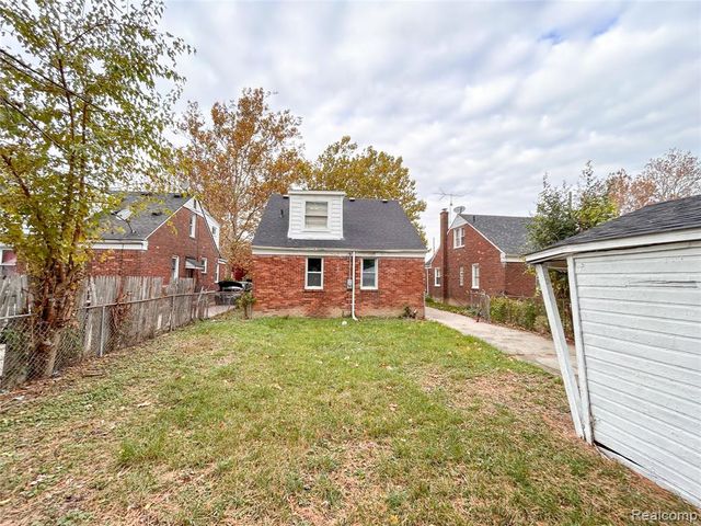 16306 Carlisle Street, Detroit, MI 48205