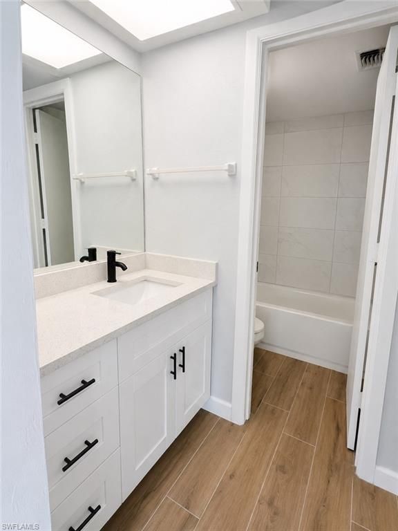 4100 Looking Glass LN 3008, NAPLES, FL 34112 — photo 3