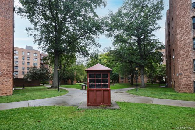 150-11 72nd Road 1C, Kew Garden Hills, NY 11367