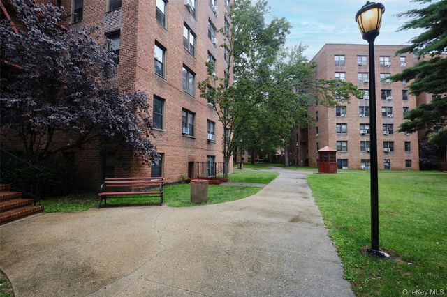 150-11 72nd Road 1C, Kew Garden Hills, NY 11367
