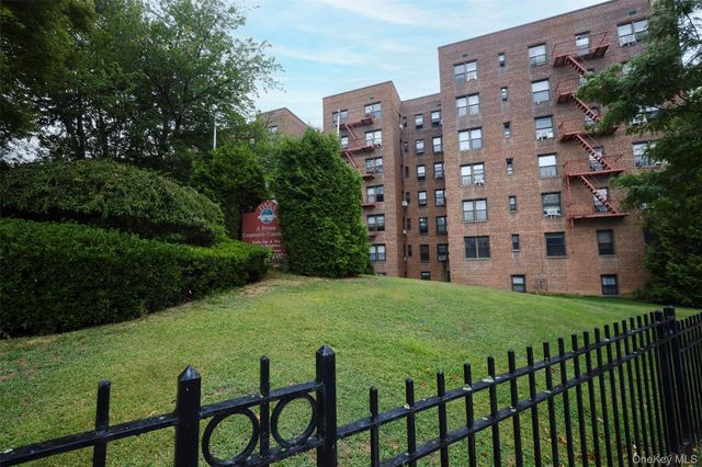150-11 72nd Road 1C, Kew Garden Hills, NY 11367