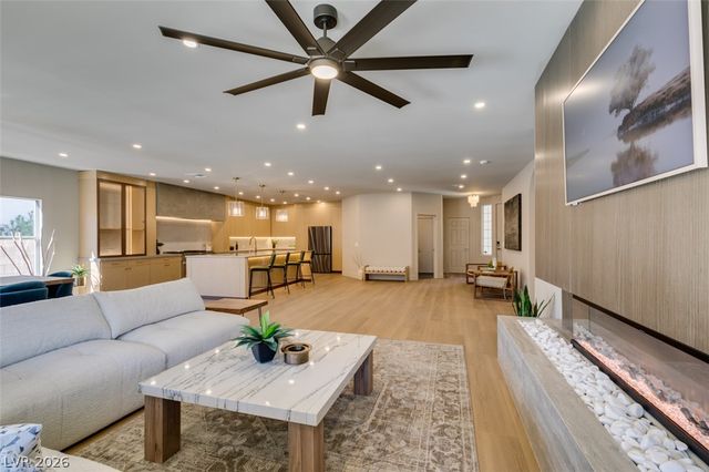 2897 Sunlit Glade Avenue, Henderson, NV 89074