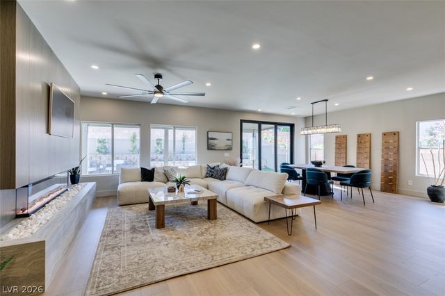 2897 Sunlit Glade Avenue, Henderson, NV 89074