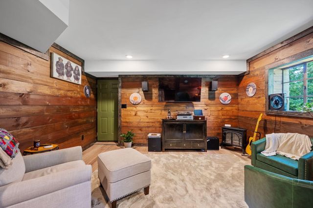 3594 Knollwood Hill Drive, Chattanooga, TN 37415