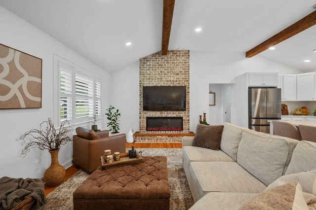 3594 Knollwood Hill Drive, Chattanooga, TN 37415