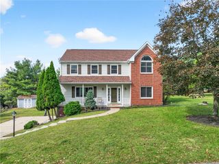 628 Tara Ct, Ross Twp, PA 15237