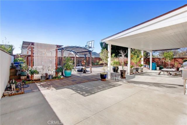 20724 Napa, Winnetka, CA 91306