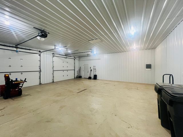 502 5th Street E, Herman, MN 56248