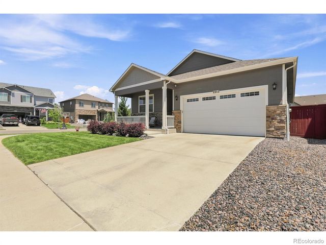1911 Raindrop Drive, Windsor, CO 80550