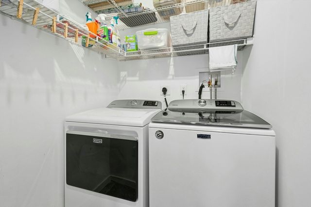 2 Douglass Green 2, Woburn, MA 01801